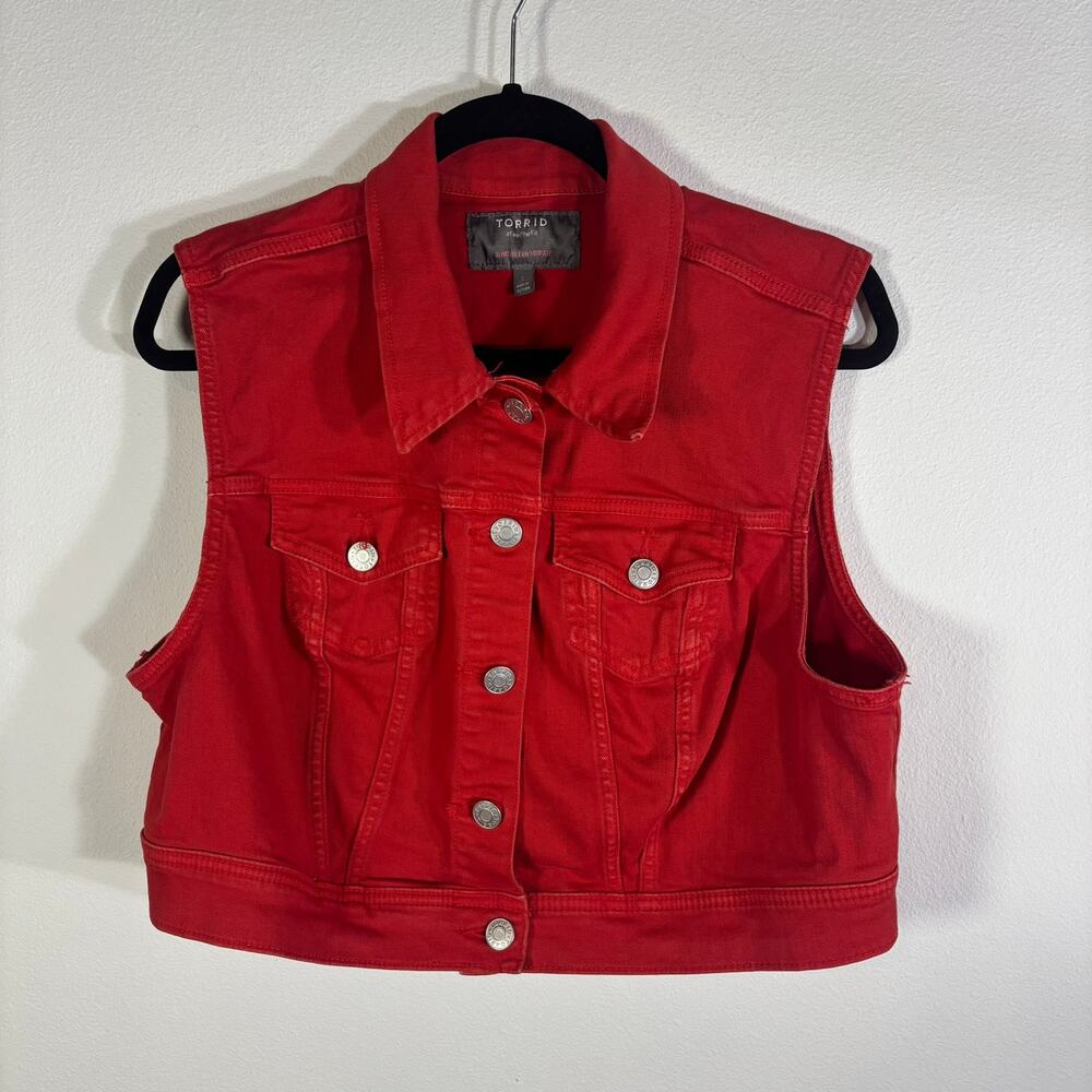Torrid Size 1 Red Denim Vest Womens Stretch Button Front Trucker Jacket